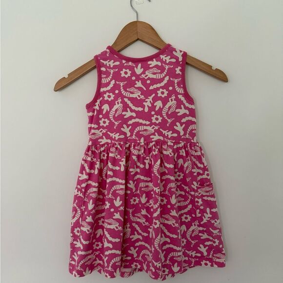 Hanna Andersson Pocket Art Dress in Pink/White Mermaid Print | Size 5 - Picture 3 of 5